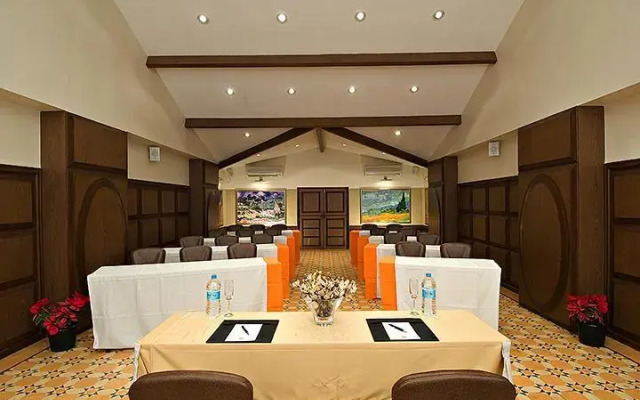 Citrus Chambers Mahabaleshwar