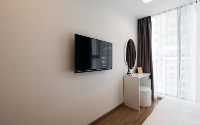 Quinn Housing Vinhomes Metropolis