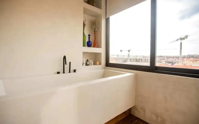 Modern and Luxurious Apartment in Lisbon