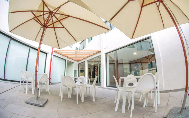 Perla Central Hotel
