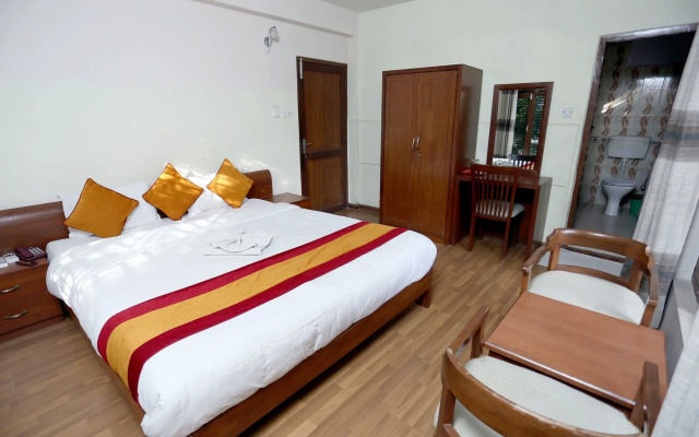Hotel Holiday House