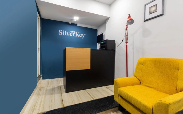 OYO SilverKey 76075 Softvision College