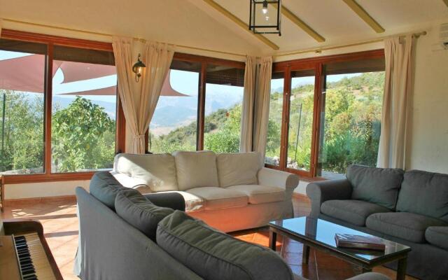 Casa Rural Los Algarrobales