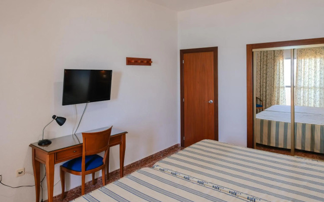 Port Europa Hotel