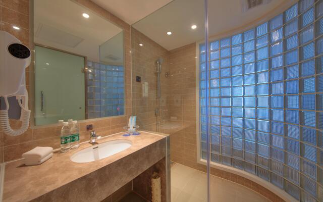 Holiday Inn Express Shenyang Tawan by IHG