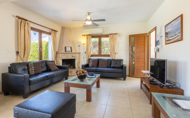 Villa Tsikkos Tessera