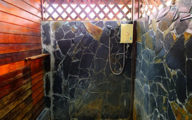 Lam Poh Beach Resort