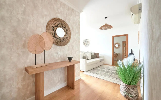 Apartment with Private Terrace & Car Garage