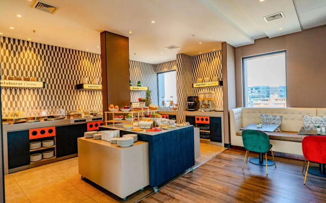 Hampton By Hilton Santiago Las Condes