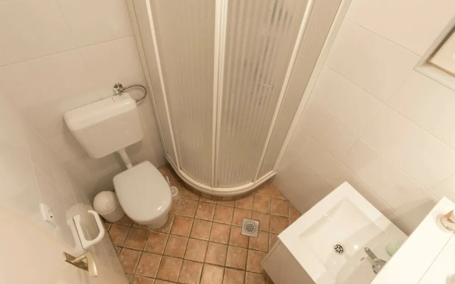 Villa in Ibenik With Swimming Pool