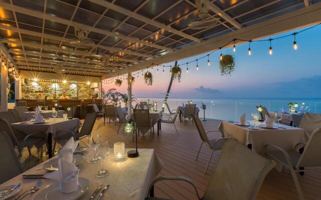 Villa Chok in beachfront villa resort