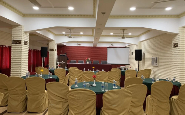 Hotel Saluja