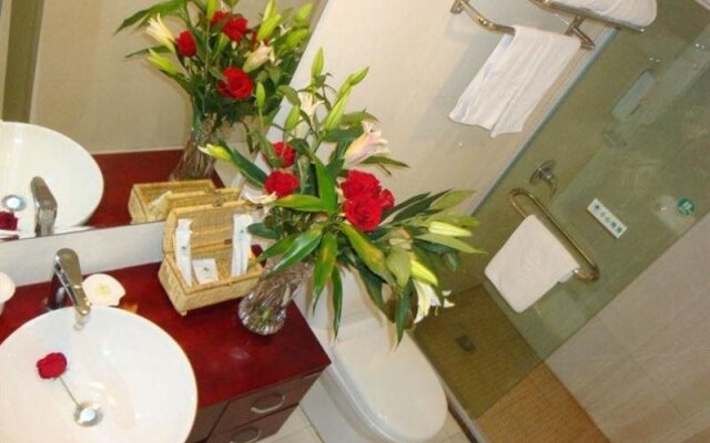 GreenTree Inn Shanghai Nanqiao Nanfeng Highway Express Hotel