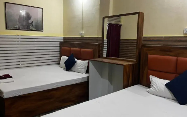 Hotel Raj
