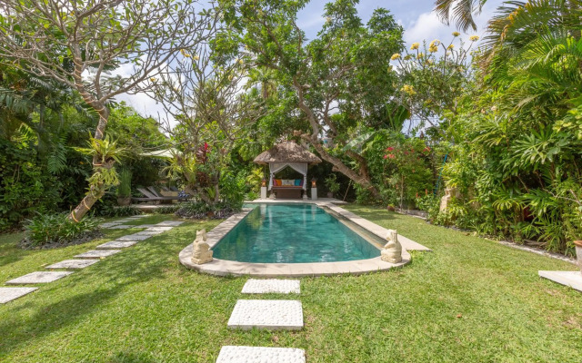 Villa Poppy Seminyak