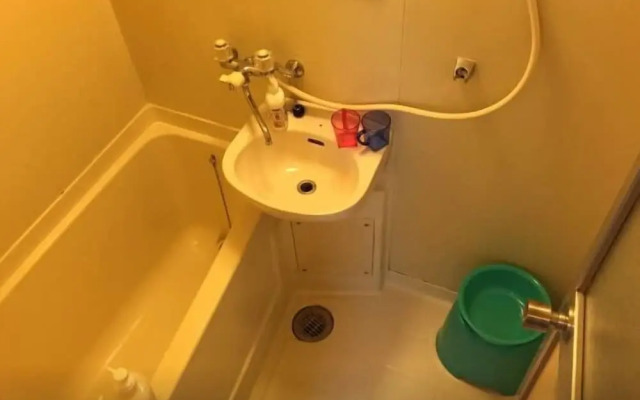 Sunlife Yamashina Apartment