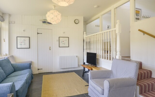 2 Brook Cottages
