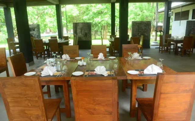 Nil diya mankada safari lodge