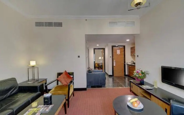 Rayan Hotel Corniche