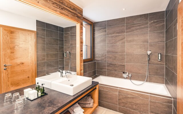 Lux Alp Chalet