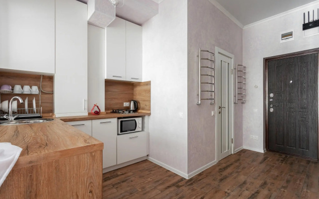 Deluxe Apartment on Estonskaya Street
