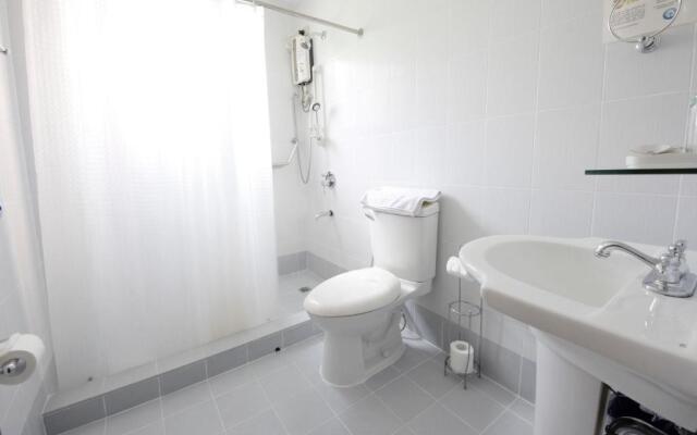 Casa Pura Inn and Suites