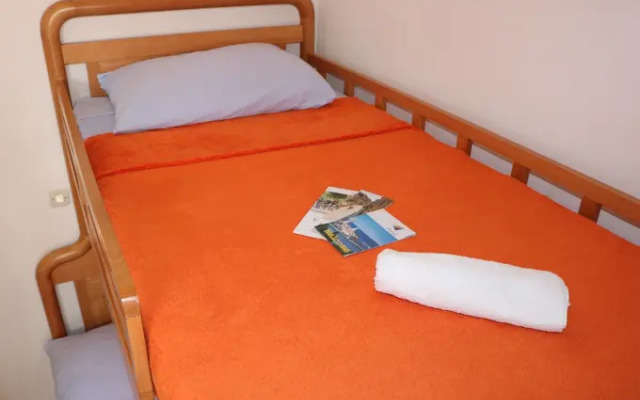 Alma Hostel 2