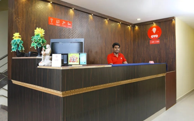 Hotel Golden Rooms By OYO Rooms