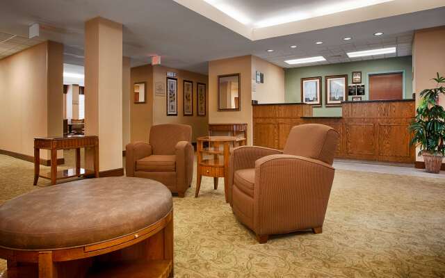 Best Western Plus Edison Inn