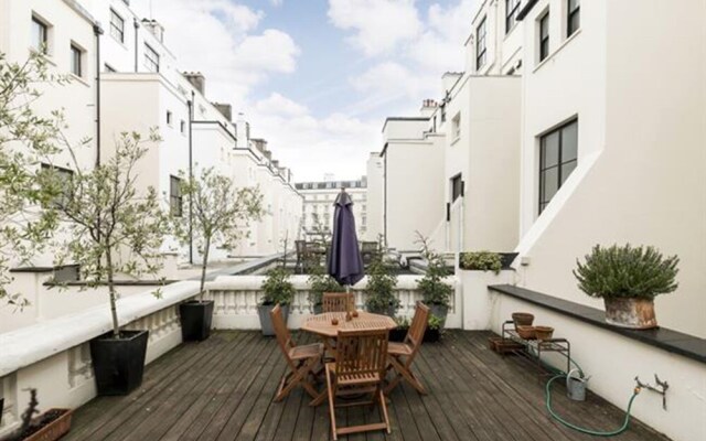 Cleveland Square Mansions