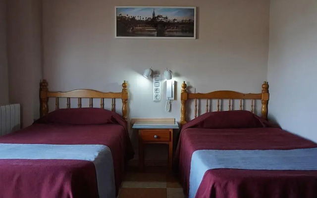 Hostal Alamare