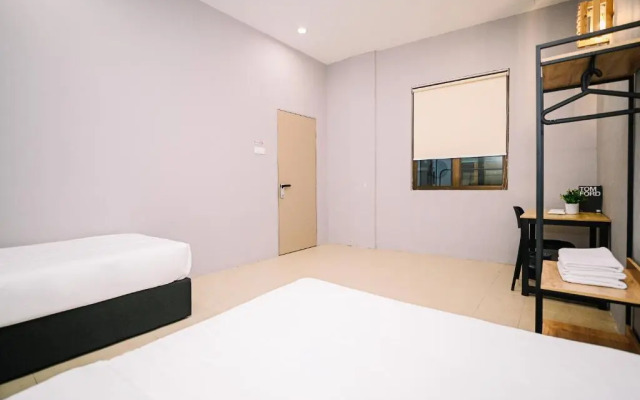 Swing & Pillows @ 87 Chulia St, Georgetown Penang