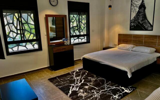 ZOZO Guesthouse