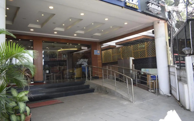 Hotel Golden Castle