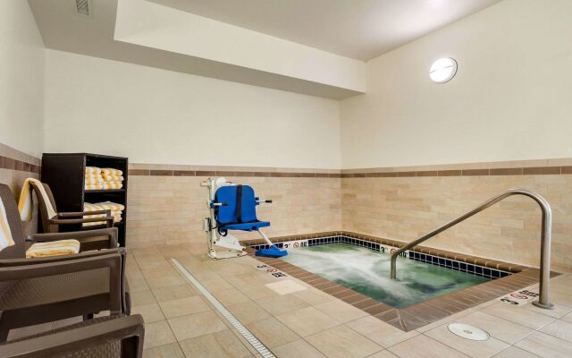 Sleep Inn & Suites Fargo Medical Center