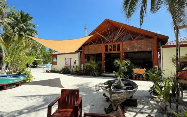 Rattehi Inn at Rakeedhoo