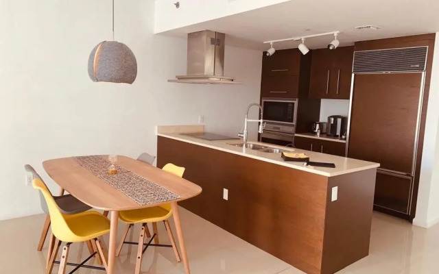 Icon Apartment