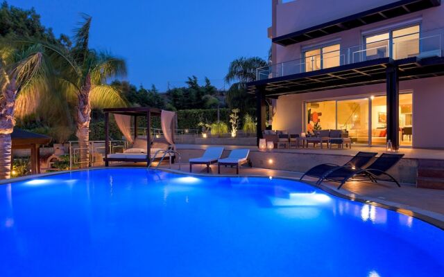 Quinn Hill Luxury Villa