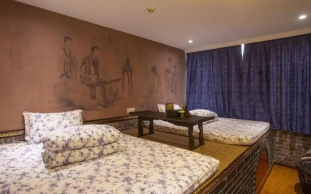 Shiyu Hotel Jiangnan West Metro Station