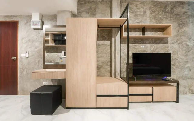 OYO 347 Southside Residence