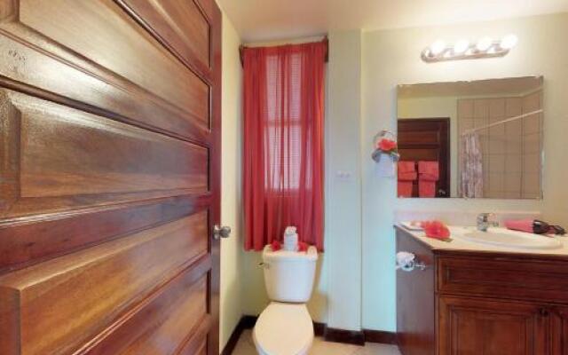 Suite F302 Mara Laguna