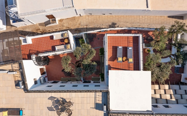 Maris Lindos, Suites and Apartments