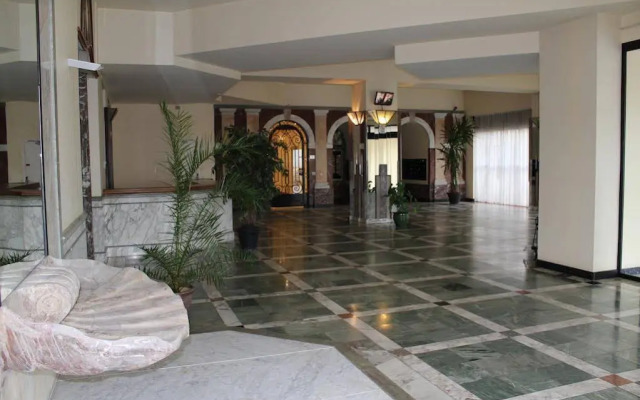 Hydro Palace - Stylish Charming Apartment With s