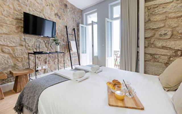 Cimo de Vila 62 by LovelyStay