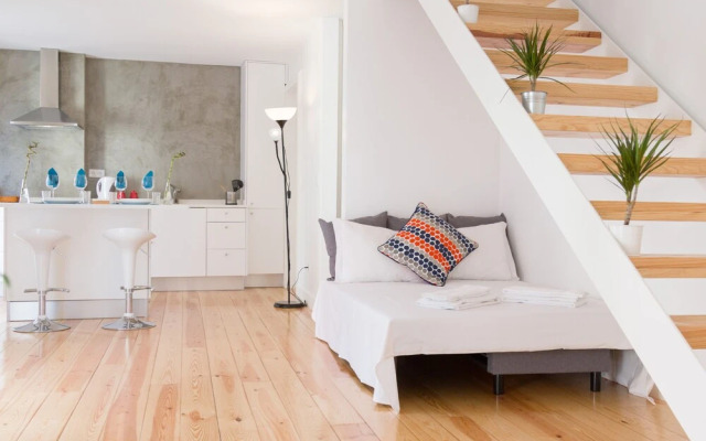 Penthouse Duplex in Alfama with Ac