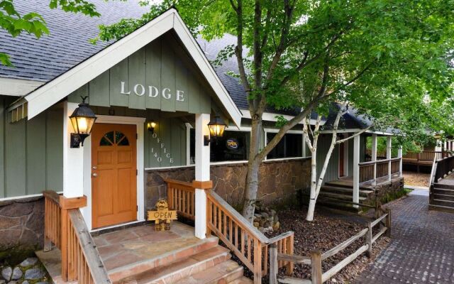 Shasta View Lodge