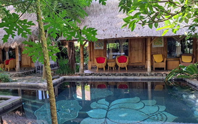 Omunity Bali