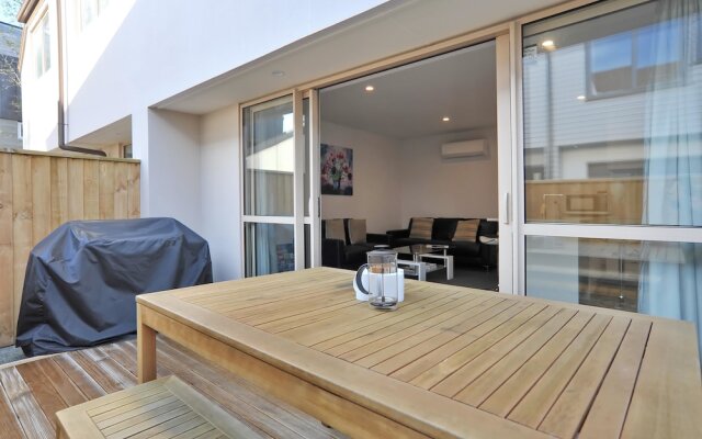 Madras St Apartments - City