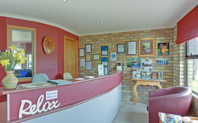 Sharonlee Strahan Villas