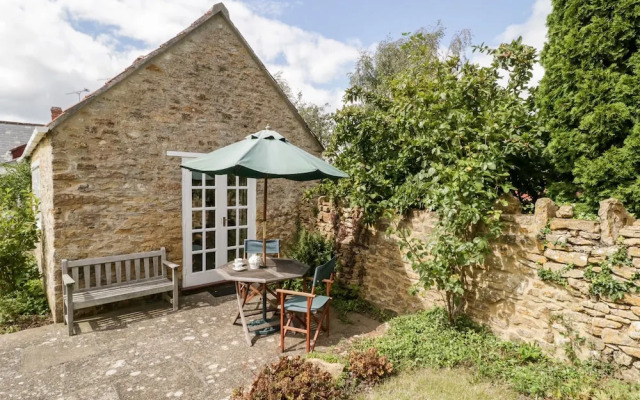 Yeoman Cottage